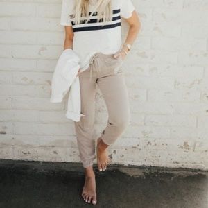 Carly Jean Los Angeles “Serena Joggers” Size Small